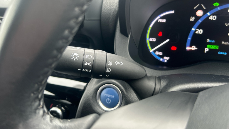 Toyota Yaris Cross 1.5 Hybrid Design 5dr CVT Hybrid Estate